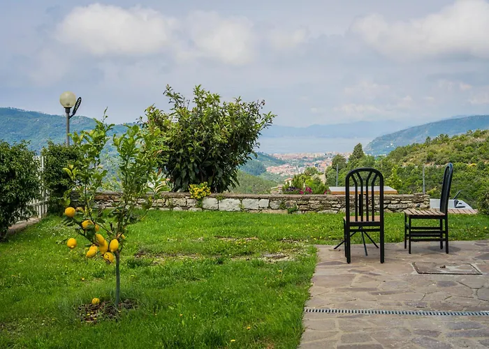 Lo Zefiro Bed and breakfast 4*